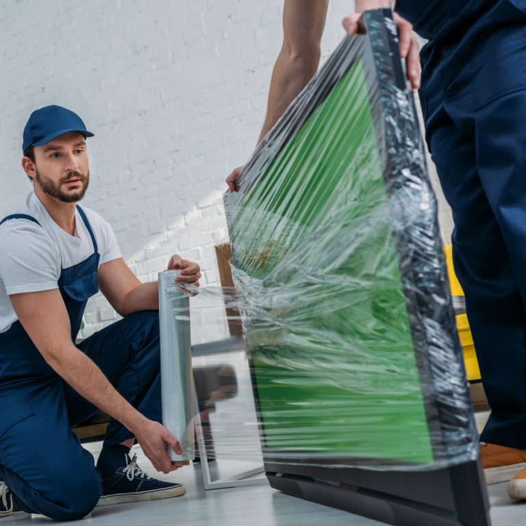 flytting av kontormøbler og it-utstyr